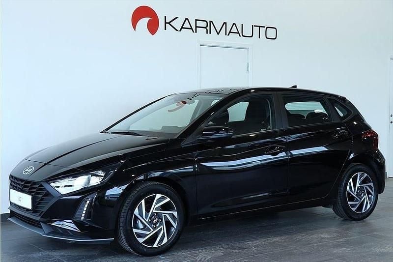 Ny Hyundai i20 Essential 84 HK (61 kW) 2025 Phantom black Halvkombi