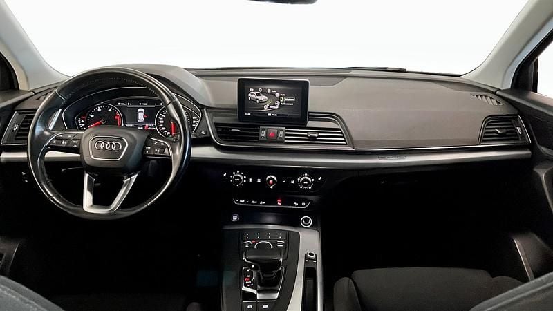 Begagnad Audi Q5 190 HK (139 kW) 2018 Grå SUV