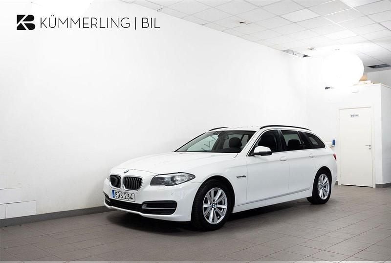Vit Begagnad 2014 BMW 520 Kombi | 99 900 kr (Bra pris) - Bild 1/4