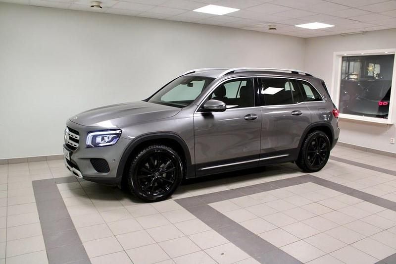 Begagnad Mercedes GLB220 190 HK (139 kW) 2020 Grå SUV
