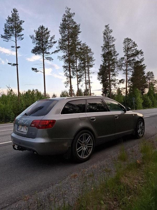 Grå Begagnad 2006 Audi A6 Proline Kombi | 42 000 kr (Marknadspris) - Bild 1/4