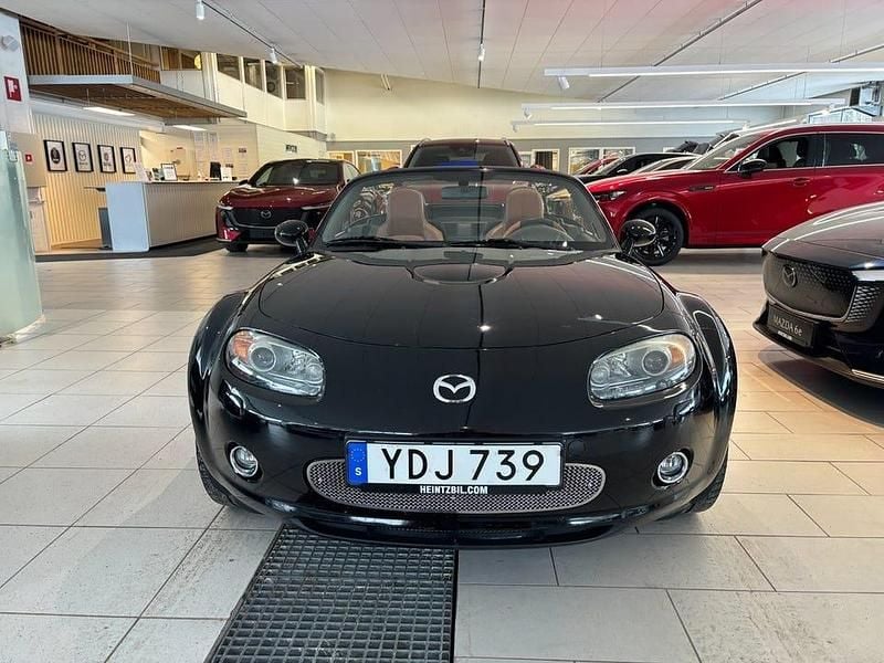 Begagnad Mazda MX5 160 HK (117 kW) 2007 Svart Cab
