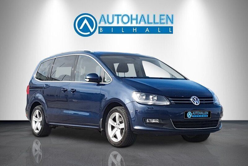 Mörkblå Begagnad 2010 VW Sharan Minibuss | 87 900 kr (Marknadspris) - Bild 1/4