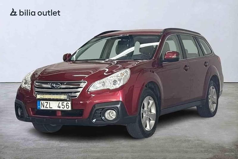 Röd Begagnad 2014 Subaru Outback SUV | 109 900 kr - Bild 1/1