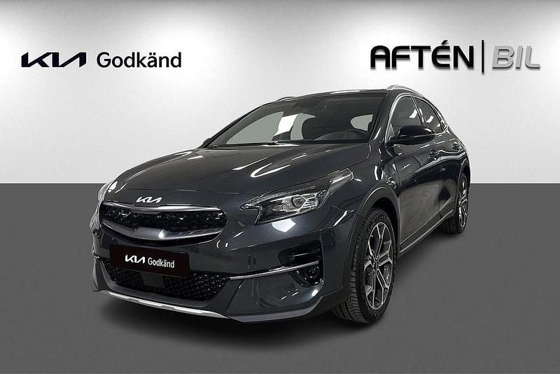 Grå Begagnad 2022 Kia XCeed 2 SUV | 249 800 kr (Marknadspris) - Bild 1/4