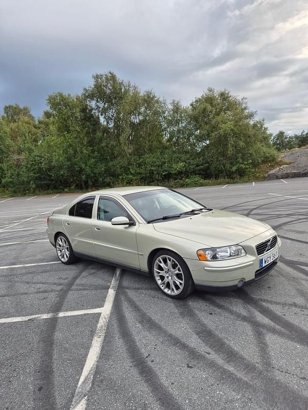 Begagnad Volvo S60 210 HK (154 kW) 2005 Sedan
