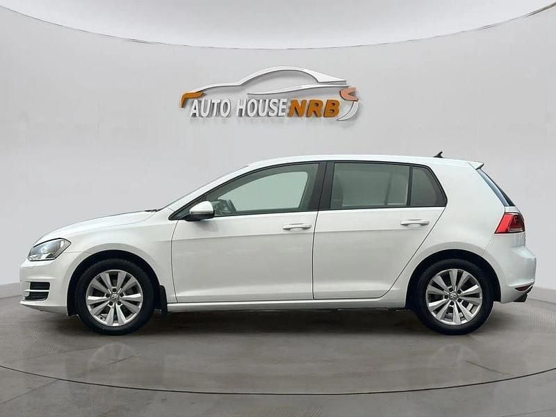 Vit Begagnad 2014 VW Golf VII Halvkombi | 69 500 kr (Marknadspris) - Bild 1/4