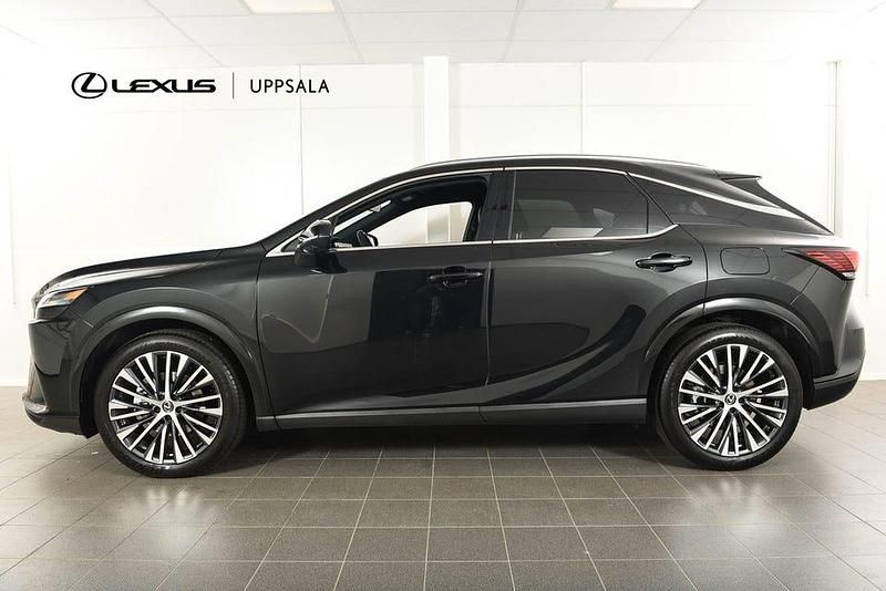 Begagnad Lexus RX350h Executive Line 250 HK (183 kW) 2023 Svartmetallic SUV