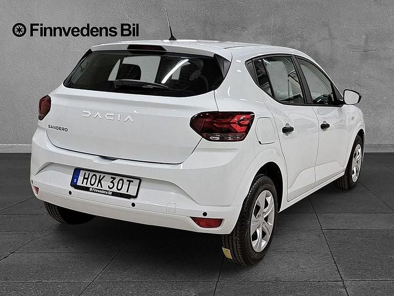 Begagnad Dacia Sandero Essentiel 91 HK (66 kW) 2022 Vit Halvkombi