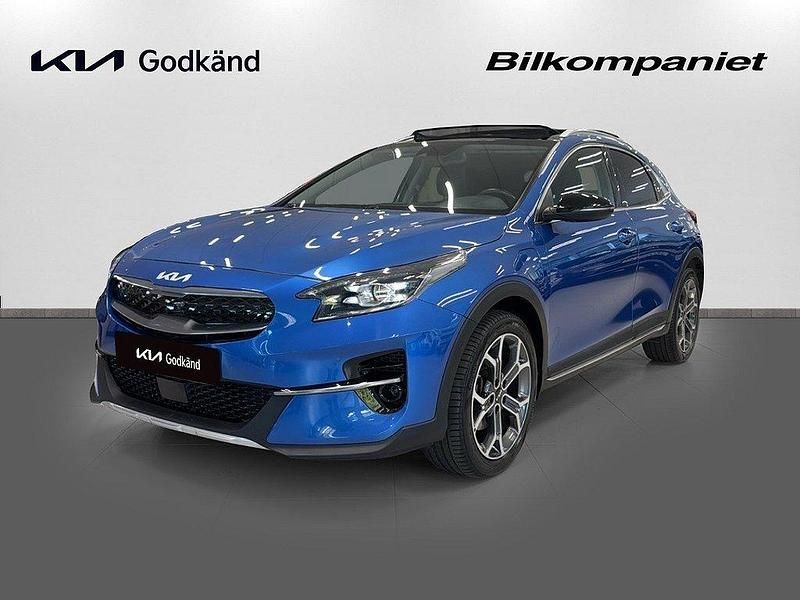Blå Begagnad 2022 Kia XCeed Advance SUV | 279 900 kr (Dyr) - Bild 1/4