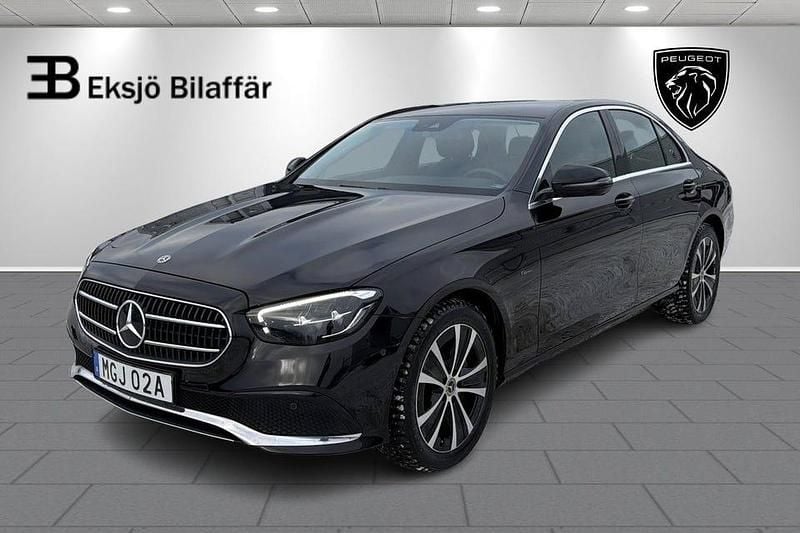 Svart Begagnad 2021 Mercedes E300 Sedan | 389 500 kr (Bra pris) - Bild 1/4