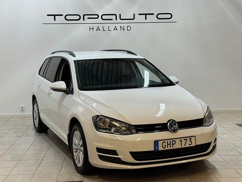 Begagnad VW Golf VII 105 HK (77 kW) 2014 Vit Kombi