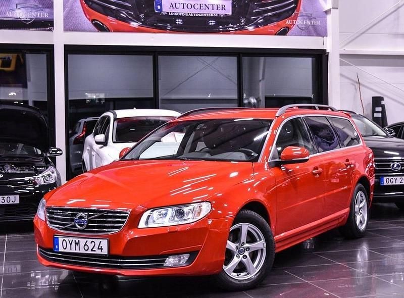 Röd Begagnad 2016 Volvo V70 Momentum Kombi | 109 900 kr (Bra pris) - Bild 1/4