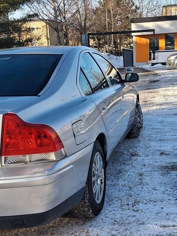 Begagnad Volvo S60 170 HK (125 kW) 2005 Sedan