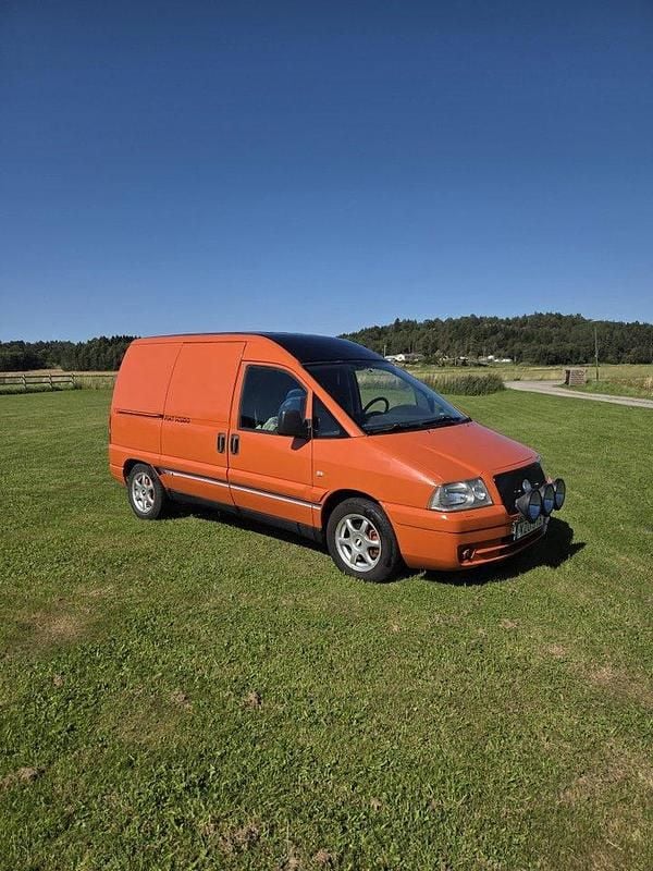 Vit Begagnad 2007 Fiat Scudo Minibuss | 17 000 kr - Bild 1/2