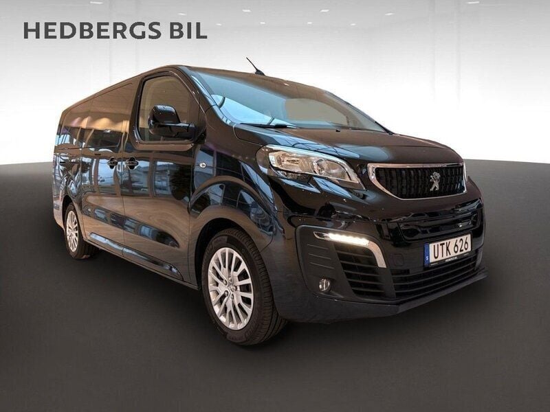 Begagnad Peugeot e-Traveller Business-Line 100 kW (136 HK) 2023 Svart Minibuss
