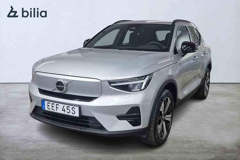 Begagnad Volvo XC40 Single Motor 175 kW (238 HK) 2023 Silver SUV