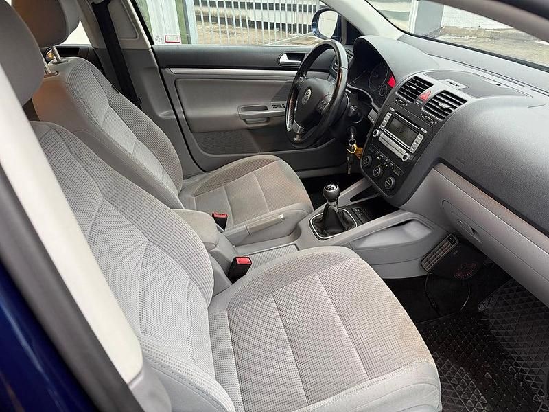 Begagnad VW Golf V 140 HK (102 kW) 2007 Mörkblå Kombi