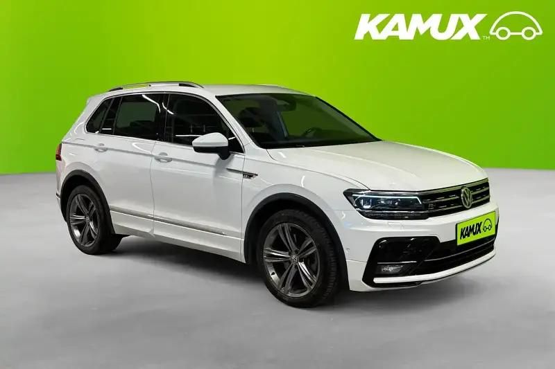 Vit Begagnad 2018 VW Tiguan R-line SUV | 244 900 kr (Marknadspris) - Bild 1/4