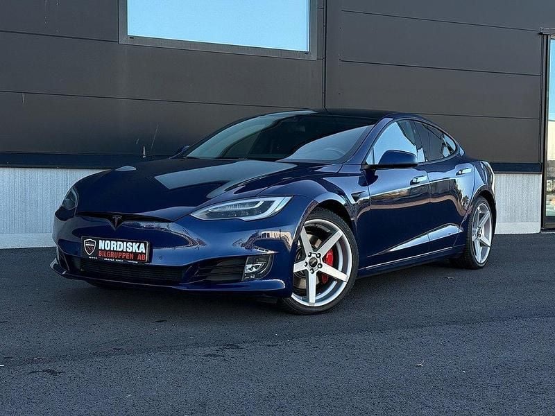 Blå Begagnad 2018 Tesla Model S Sedan | 339 800 kr - Bild 1/4