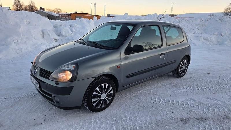 Begagnad 2002 Renault Clio II Halvkombi | 19 900 kr - Bild 1/4