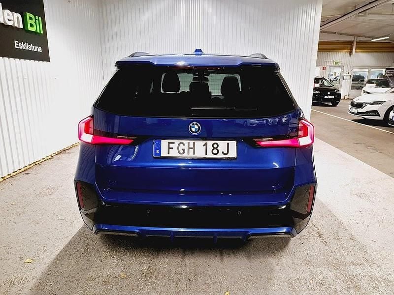 Begagnad BMW X1 M Sport 245 HK (180 kW) 2024 Blå SUV