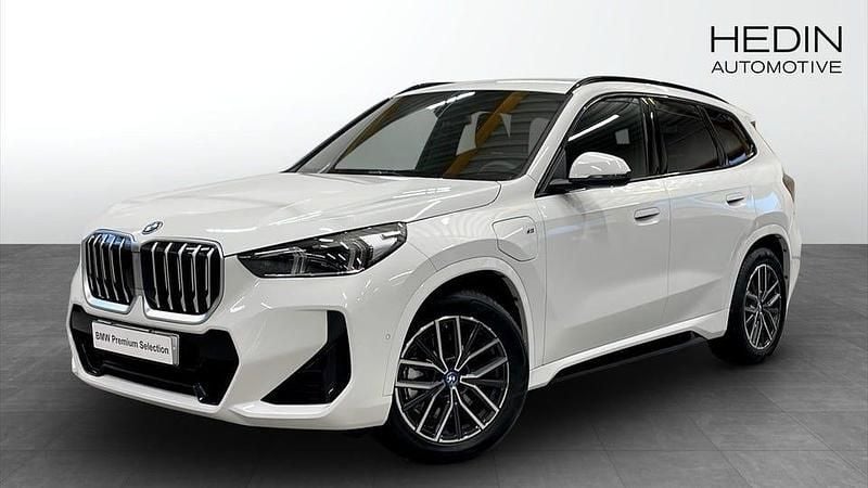 Vit Begagnad 2025 BMW X1 M Sport SUV | 578 700 kr - Bild 1/4