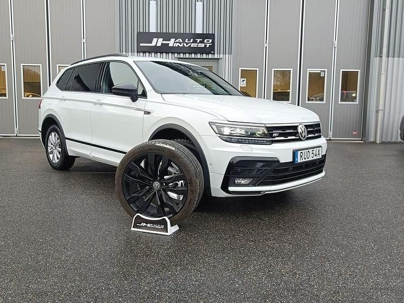 Vit Begagnad 2021 VW Tiguan Allspace SUV | 299 900 kr (Marknadspris) - Bild 1/4