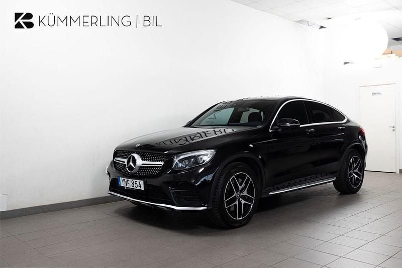 Svart Begagnad 2017 Mercedes GLC220 AMG Sportkupé | 309 900 kr (Marknadspris) - Bild 1/4