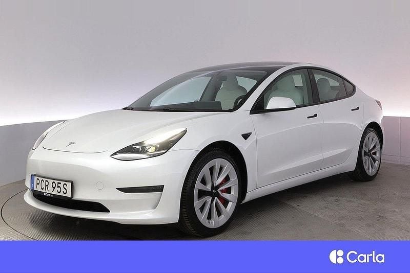 Vit Begagnad 2021 Tesla Model 3 Long Range AWD Sedan | 329 900 kr (Marknadspris) - Bild 1/4