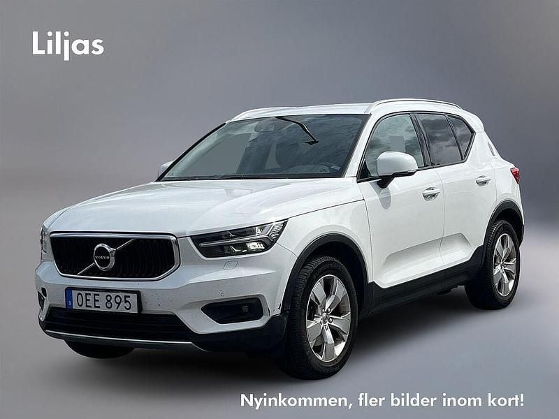 Vit Begagnad 2018 Volvo XC40 Momentum SUV | 269 000 kr (Lite dyr) - Bild 1/4