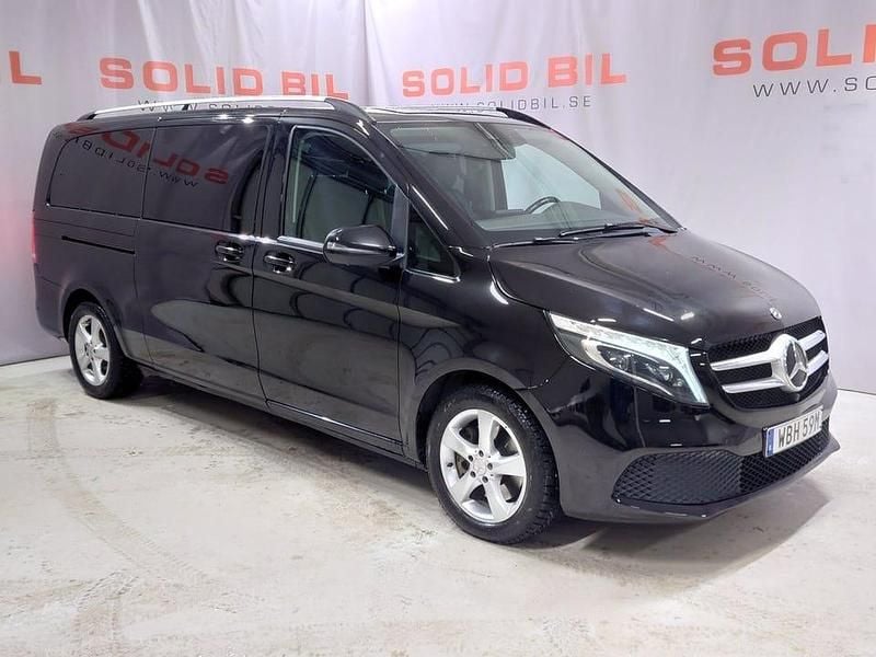 Svart Begagnad 2021 Mercedes V250 Avantgarde Minibuss | 349 900 kr (Superpris) - Bild 1/4