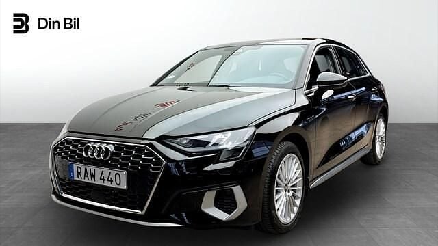 Begagnad Audi A3 Sportback e-tron Advanced Plus 204 HK (150 kW) 2023 Brilliantsvart Halvkombi