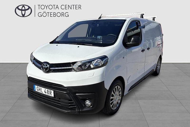 Vit Begagnad 2020 Toyota Proace Van | 269 900 kr (Superpris) - Bild 1/4