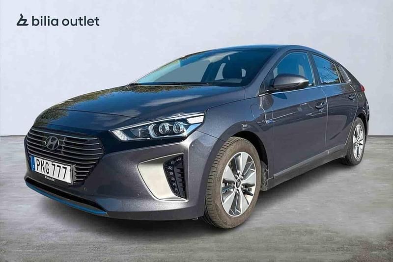 Grå Begagnad 2017 Hyundai Ioniq Sedan | 164 900 kr - Bild 1/1