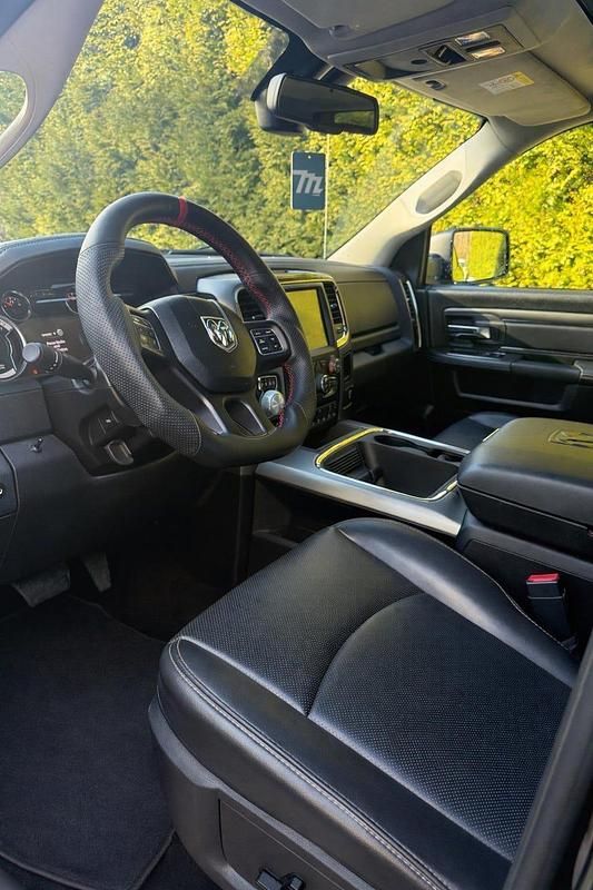 Begagnad RAM 1500 401 HK (294 kW) 2016 Pickup