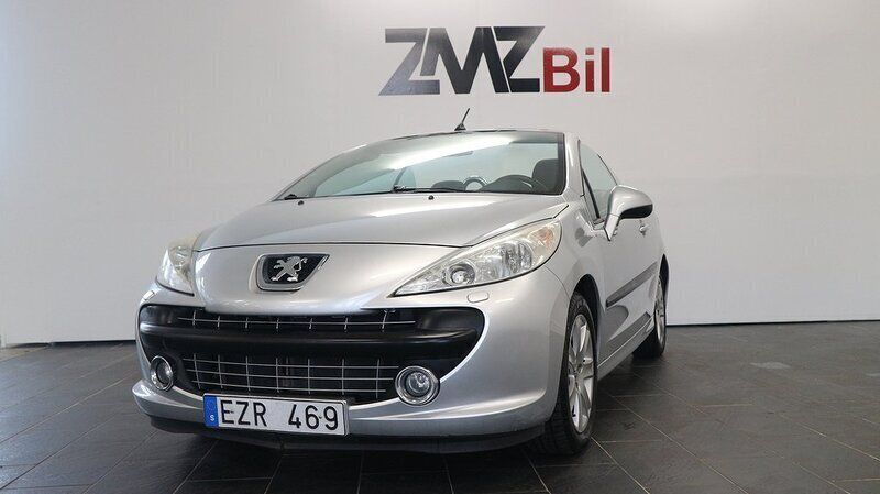 Ljusgrå (grå) Begagnad 2007 Peugeot 207 CC Cab | 59 900 kr (Dyr) - Bild 1/4