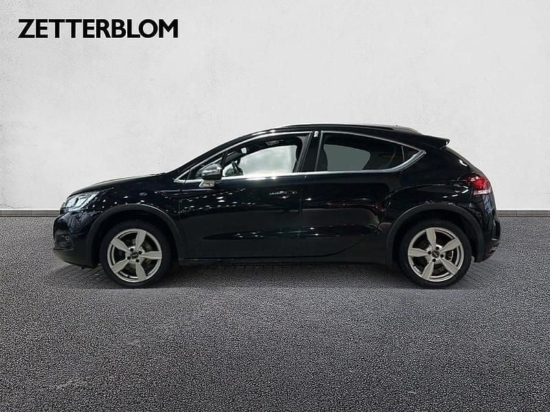 Begagnad DS Automobiles DS4 120 HK (88 kW) 2016 Svart Halvkombi