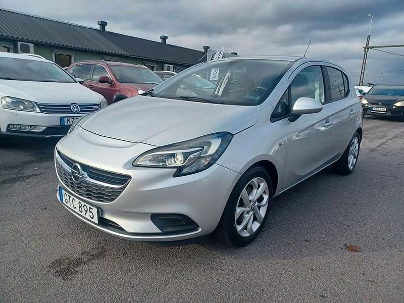 Grå Begagnad 2015 Opel Corsa Enjoy Halvkombi | 89 900 kr (Marknadspris) - Bild 1/4
