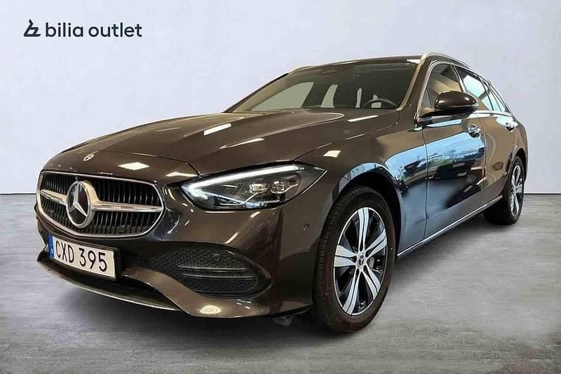Grå Begagnad 2023 Mercedes C300e Kombi | 399 900 kr (Bra pris) - Bild 1/1