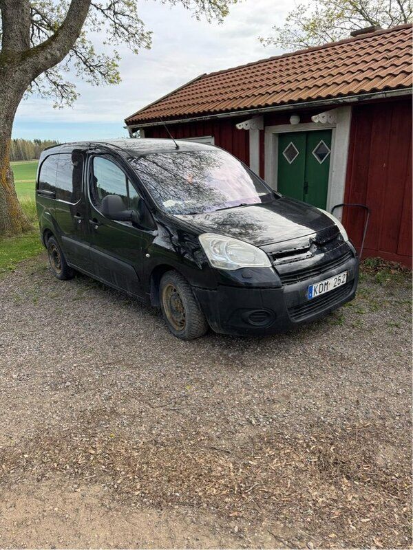 Vit Begagnad 2009 Citroën Berlingo Minibuss | 25 000 kr (Bra pris) - Bild 1/2