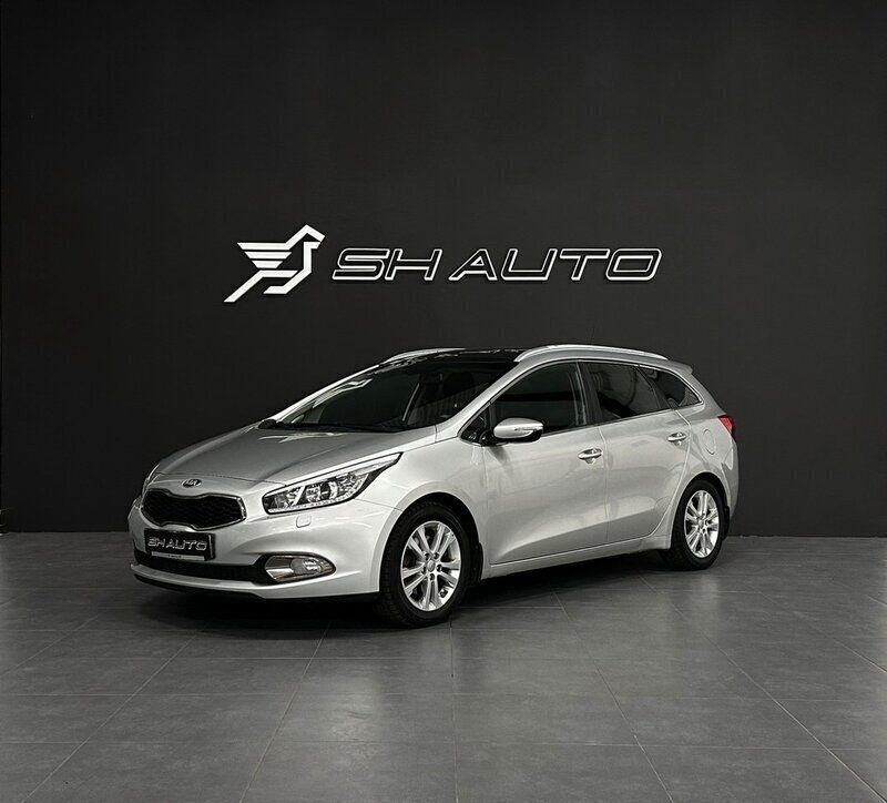 Grå Begagnad 2015 Kia Ceed Sportswagon Kombi | 89 900 kr (Marknadspris) - Bild 1/4