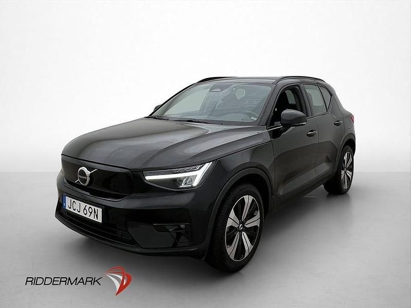 Begagnad Volvo XC40 Plus 185 kW (252 HK) 2022 Svart SUV