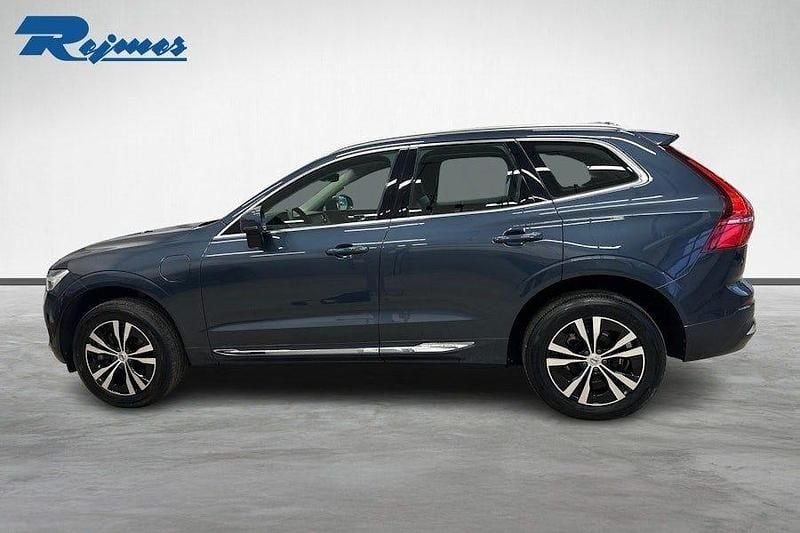 Begagnad Volvo XC60 Core 253 HK (186 kW) 2023 Denim blue metallic SUV