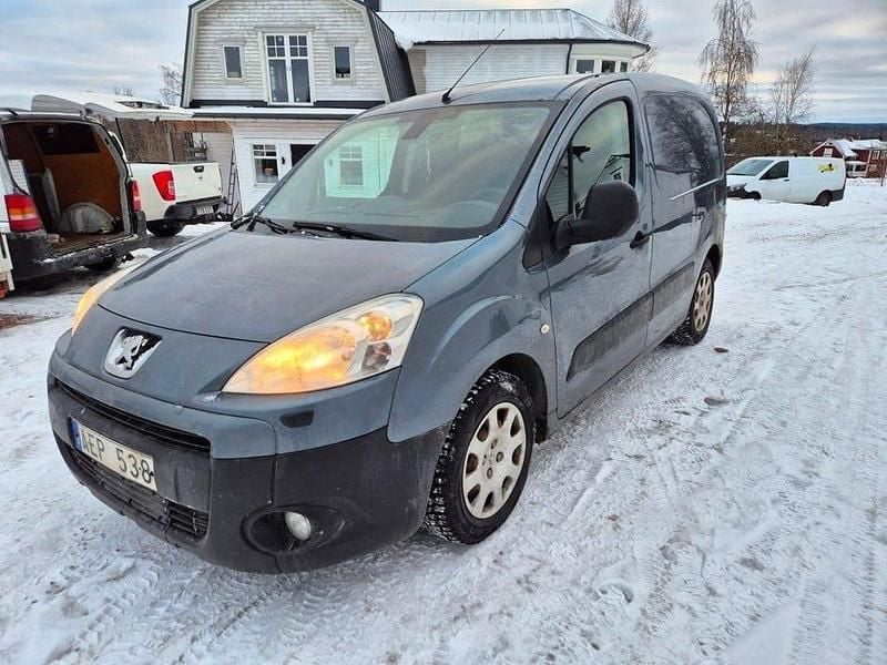 Grå Begagnad 2012 Peugeot Partner Minibuss | 5 000 kr - Bild 1/4