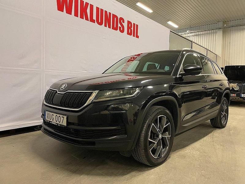 Svart Begagnad 2018 Skoda Kodiaq Business Line SUV | 239 900 kr (Marknadspris) - Bild 1/4