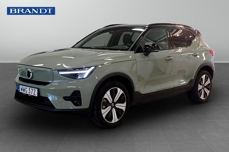 Grön Begagnad 2023 Volvo XC40 Single Motor SUV | 339 900 kr (Bra pris) - Bild 1/4