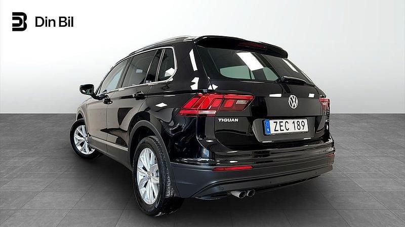 Begagnad VW Tiguan Executive 150 HK (110 kW) 2018 Svart SUV