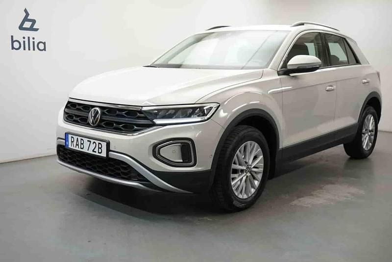 Grå Begagnad 2023 VW T-Roc SUV | 269 900 kr (Marknadspris) - Bild 1/1