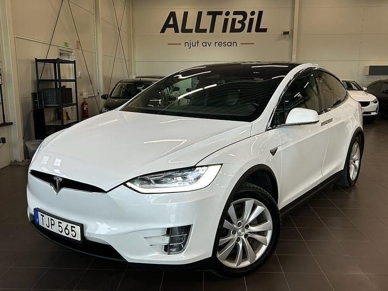 Begagnad Tesla Model X 386 kW (525 HK) 2017 Vit SUV